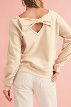 Load image into Gallery viewer, Black Bowknot Plain Round Neck Sweatshirt
