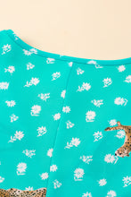 Load image into Gallery viewer, Green Cheetah Daisy Print V Neck Short Sleeve Plus Size Top
