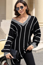 Load image into Gallery viewer, Black Contrast V Neck Loose Tunic Sweater
