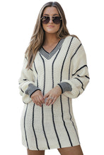 Load image into Gallery viewer, Black Contrast V Neck Loose Tunic Sweater
